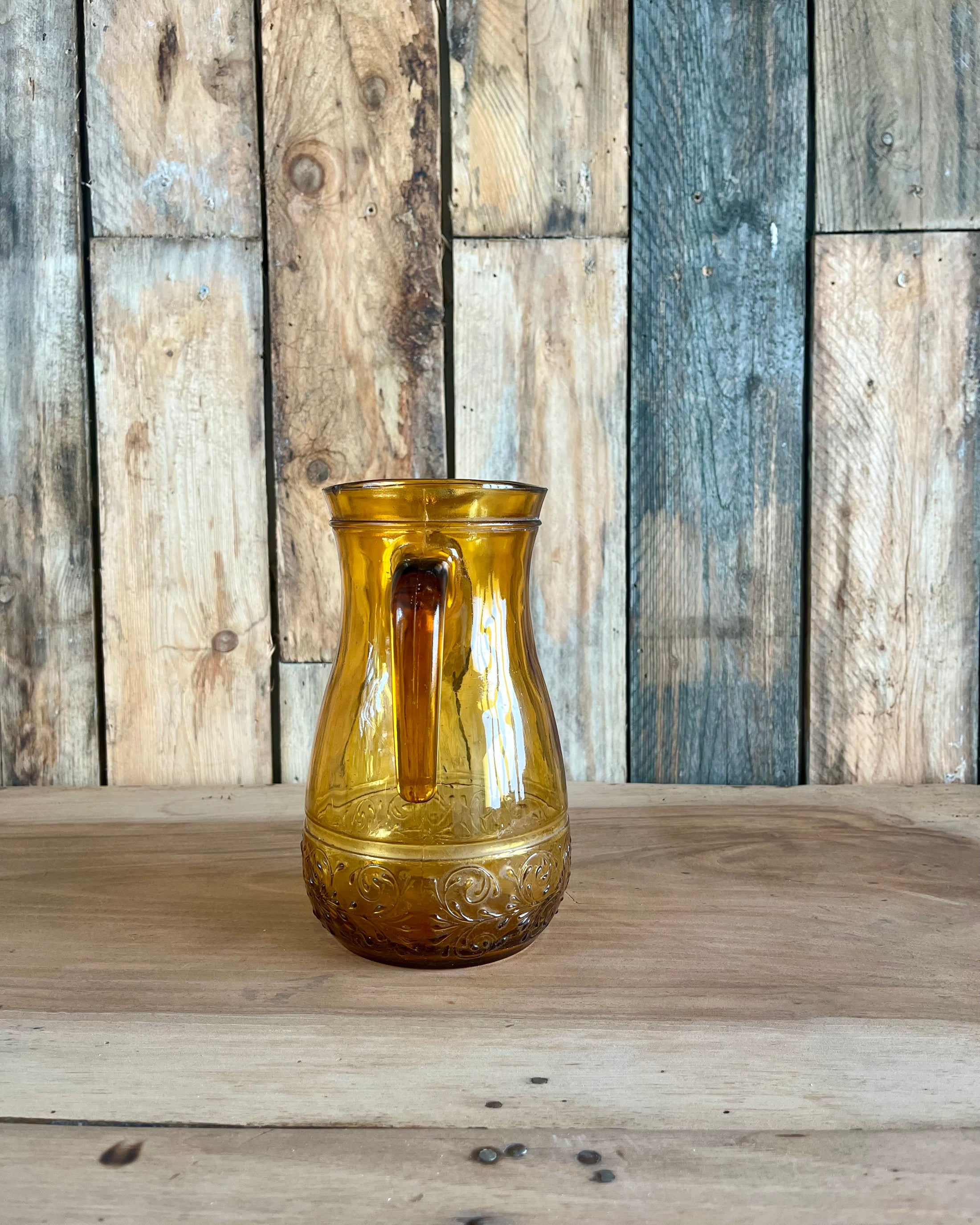 Pichet 70s en verre jaune