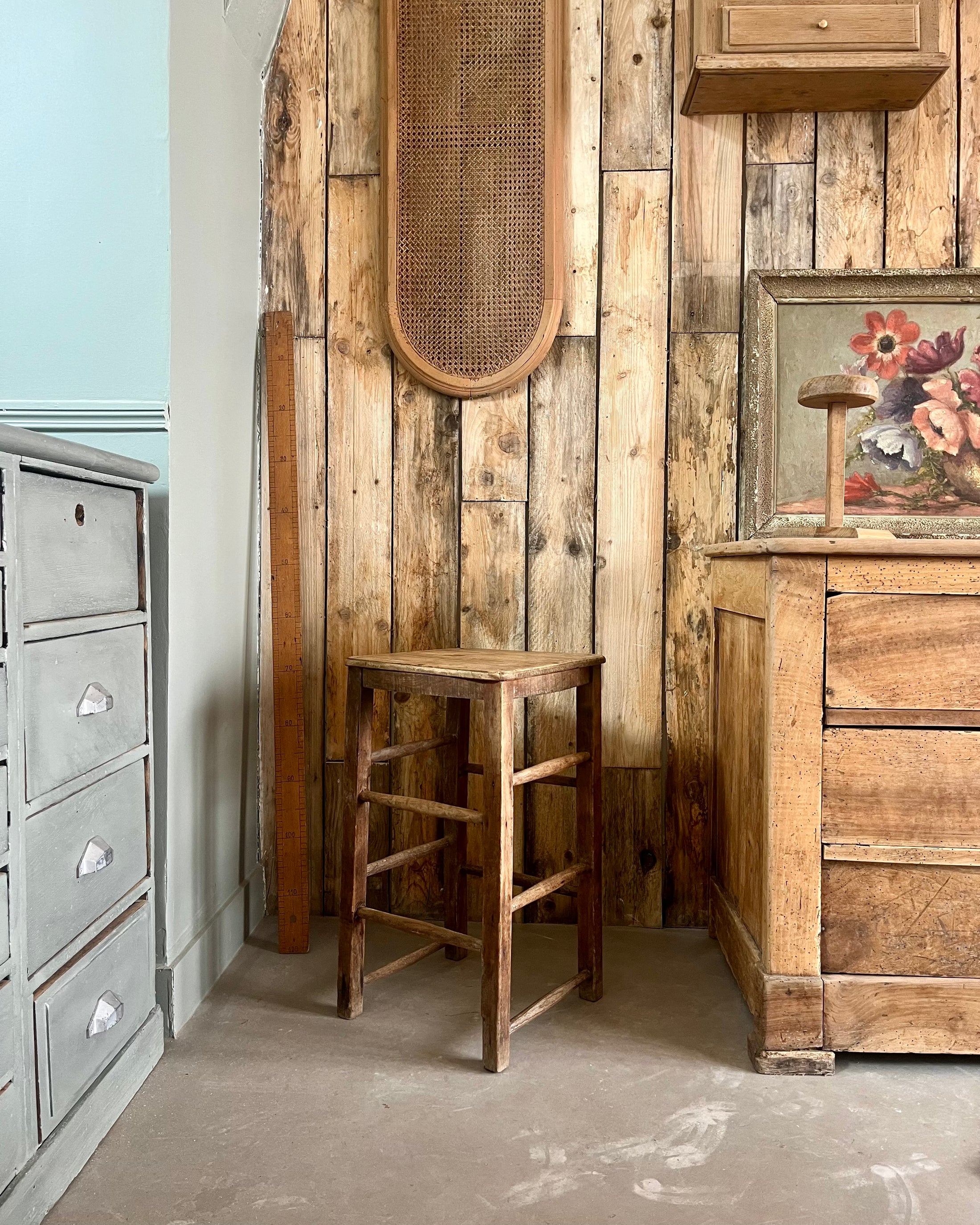 Tabouret d’atelier en bois