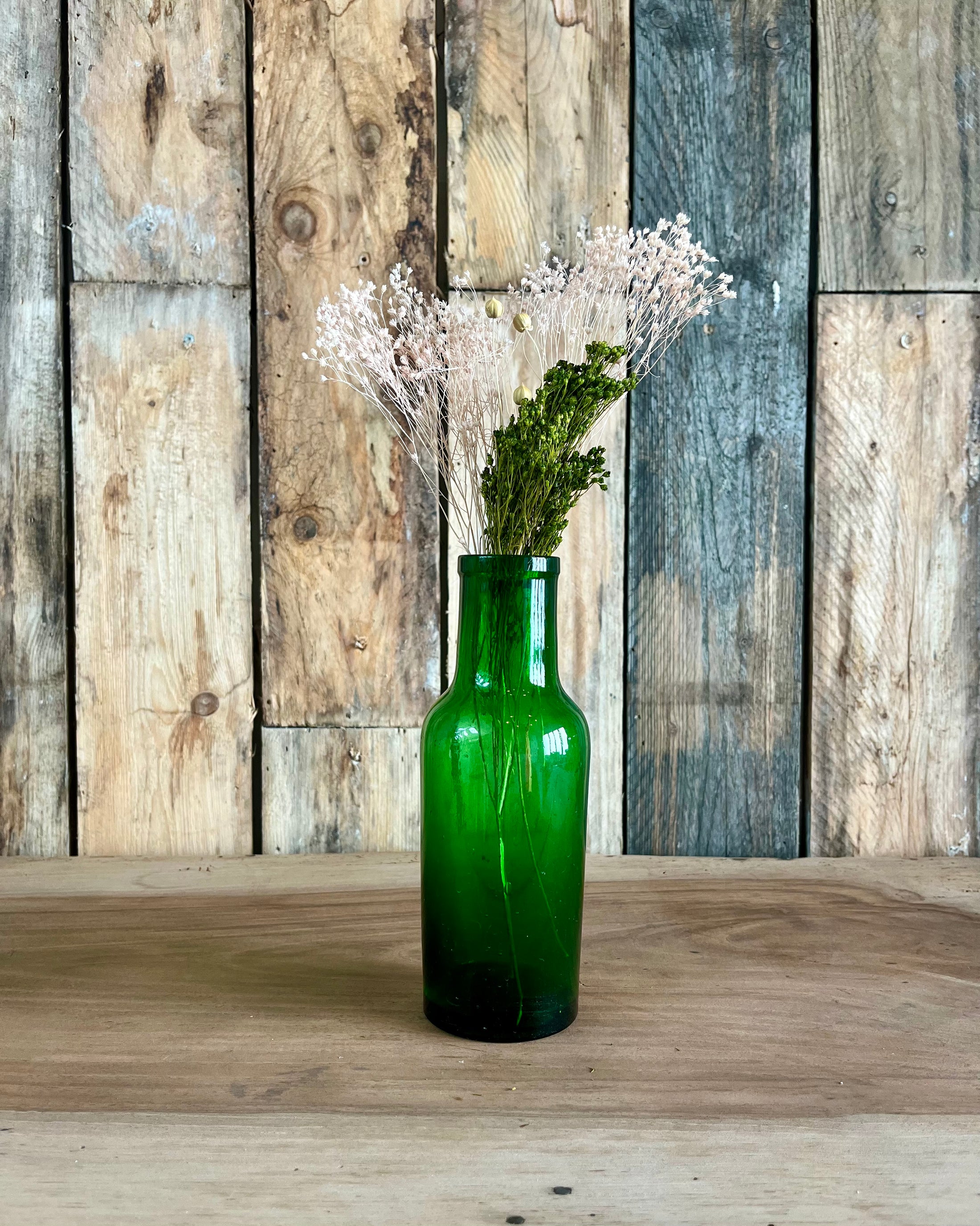 Vase en verre vert