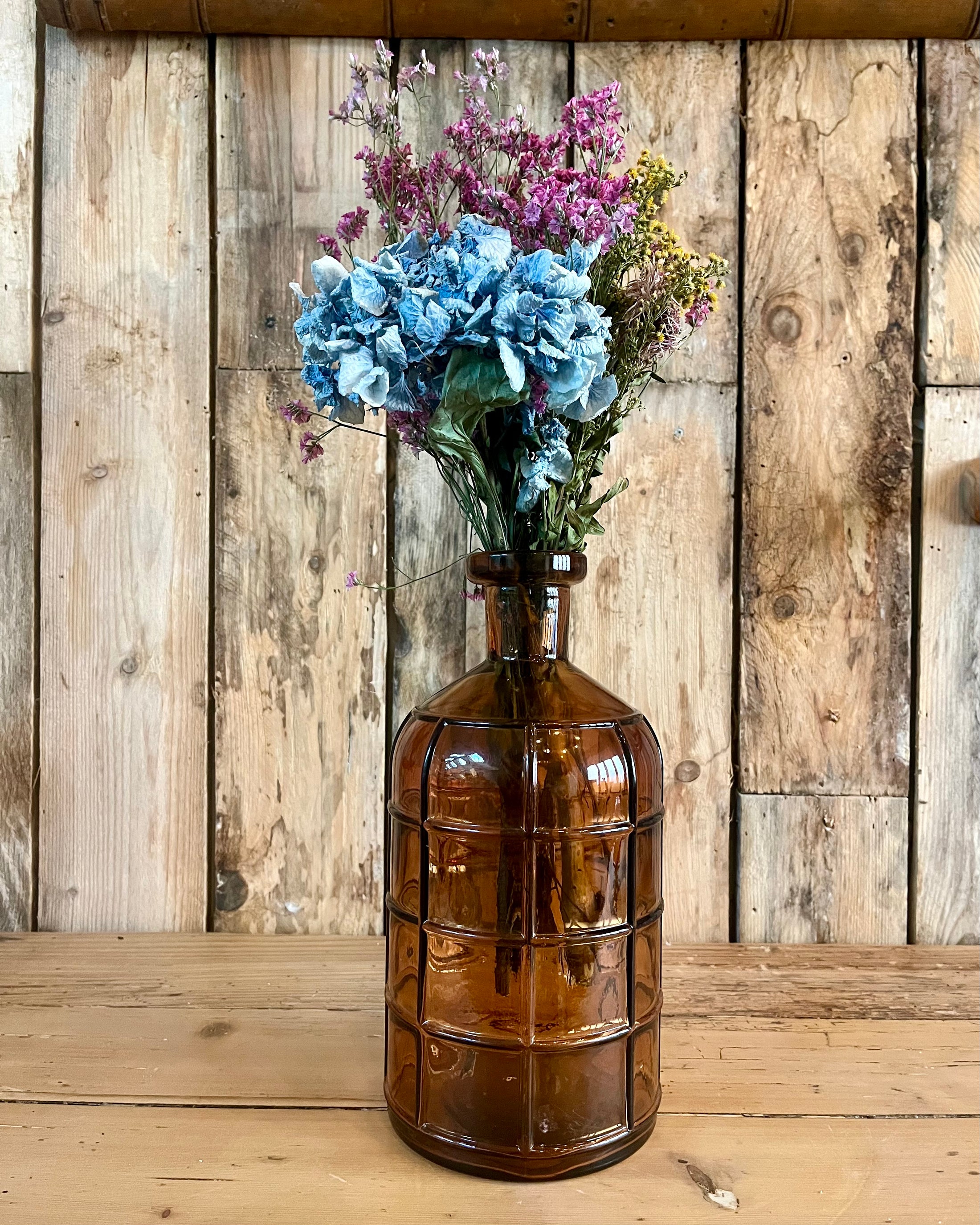 Vase en verre jaune