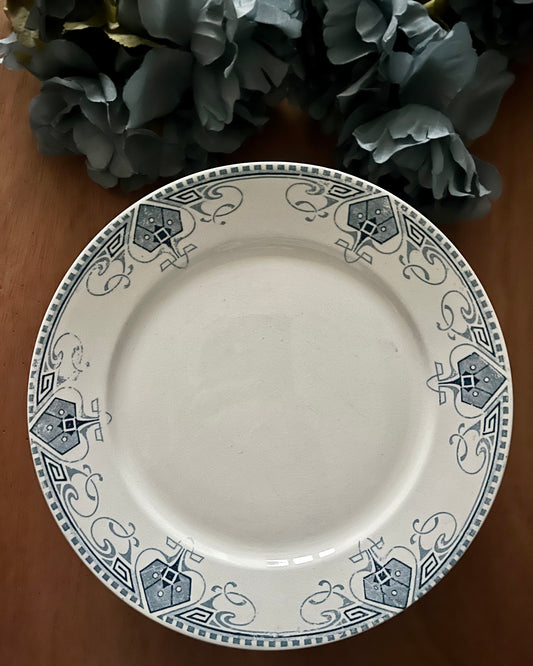 11 assiettes plates Sarreguemines