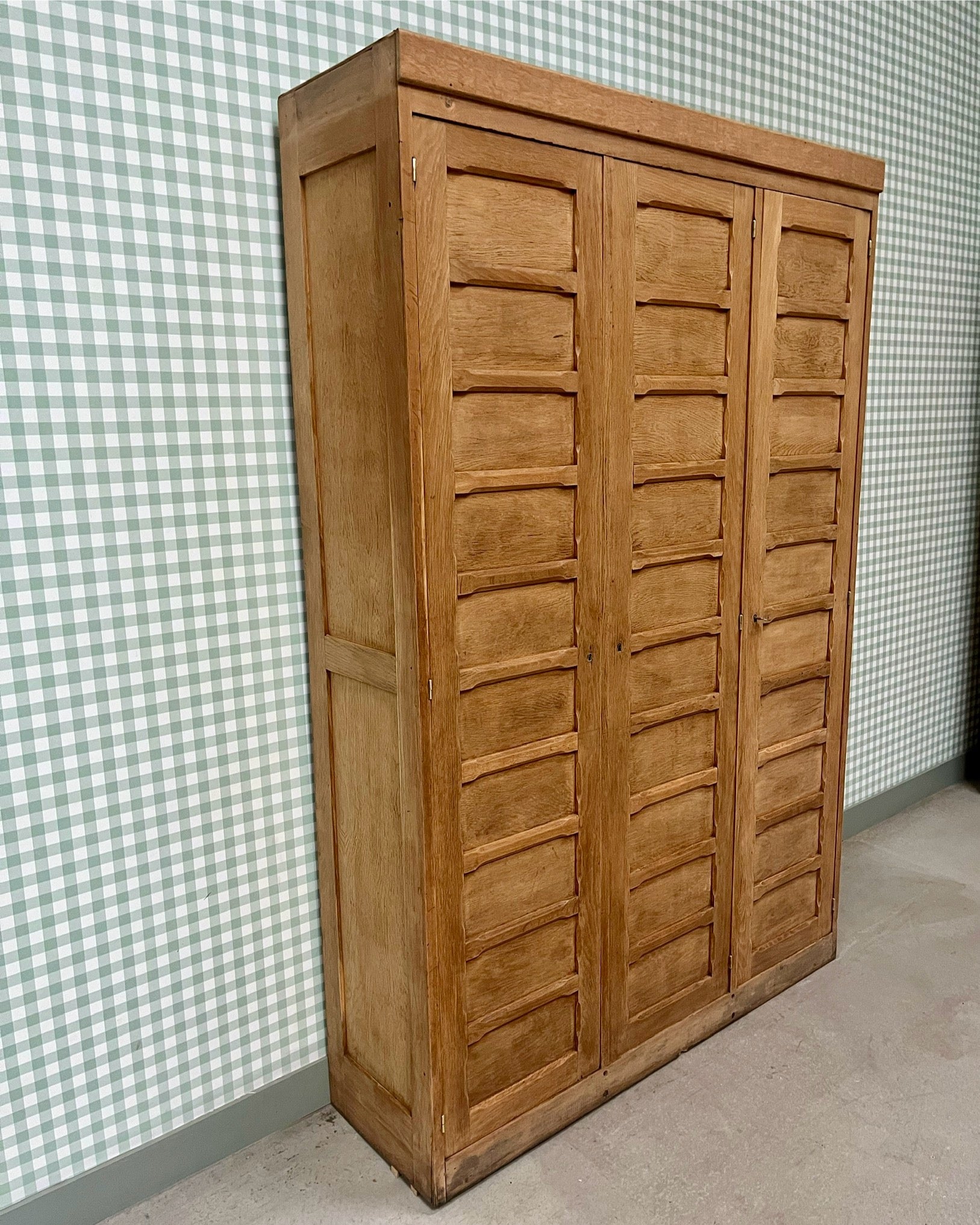 Armoire de notaire