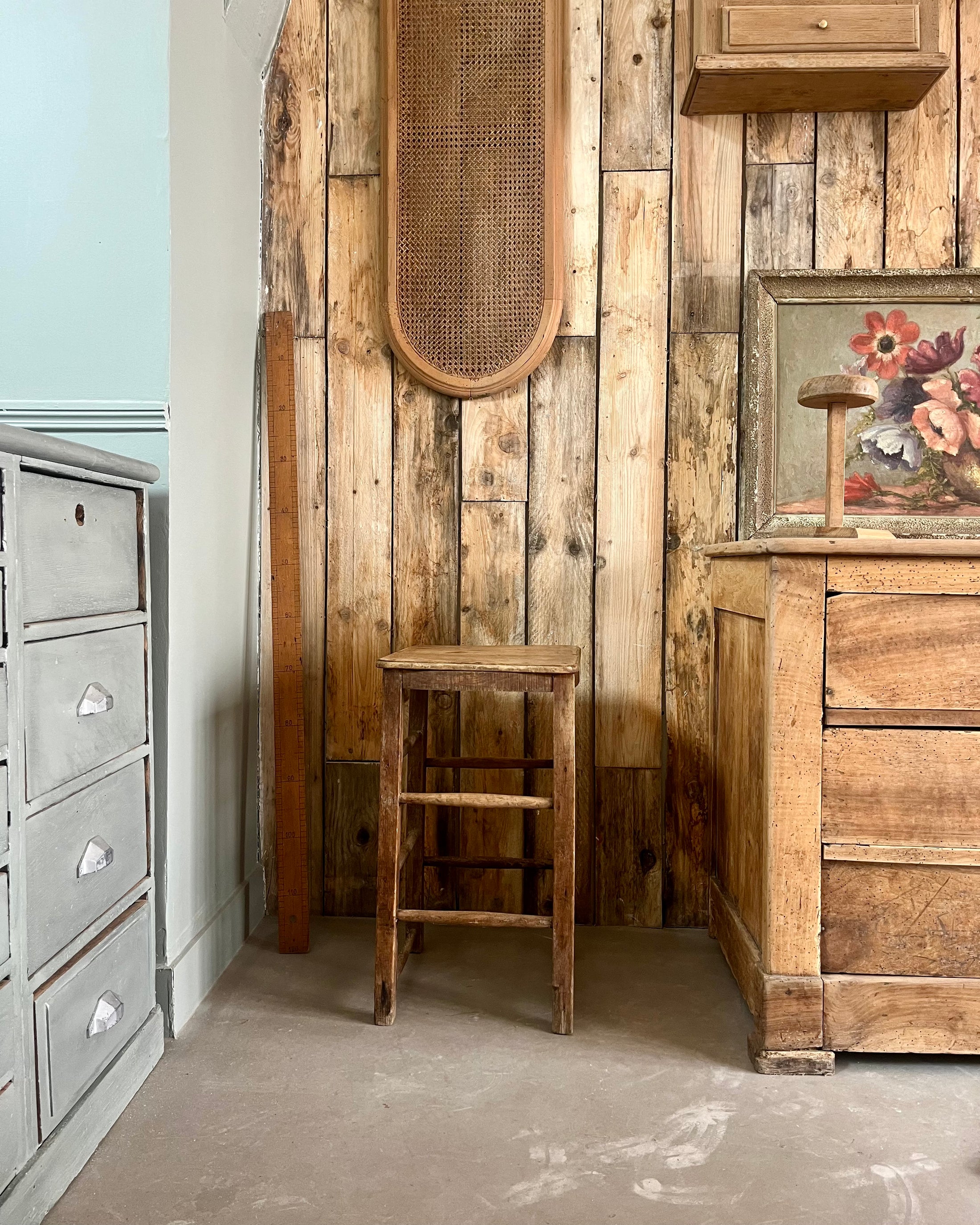 Tabouret d’atelier en bois