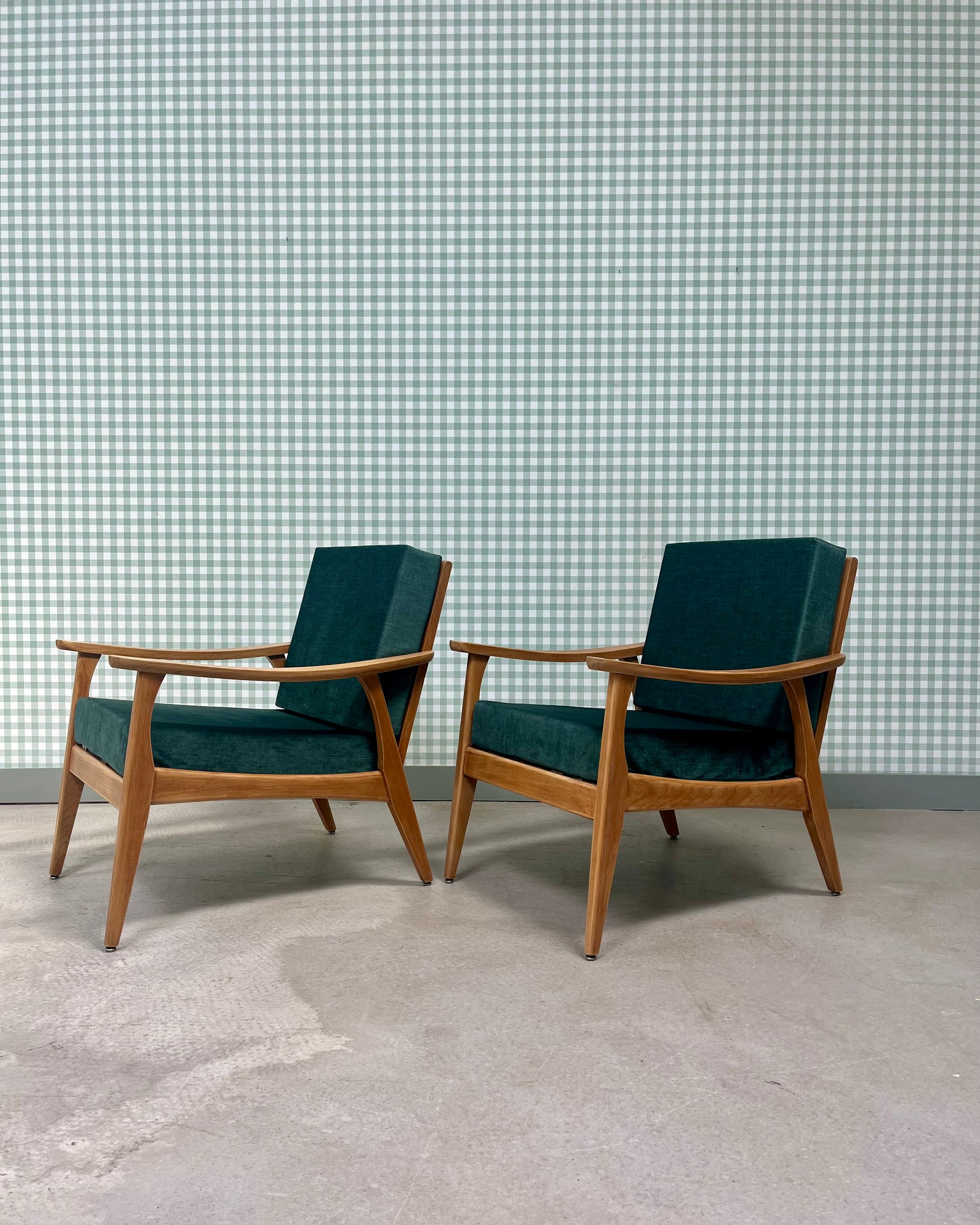 Canapé et fauteuils boomerang scandinaves