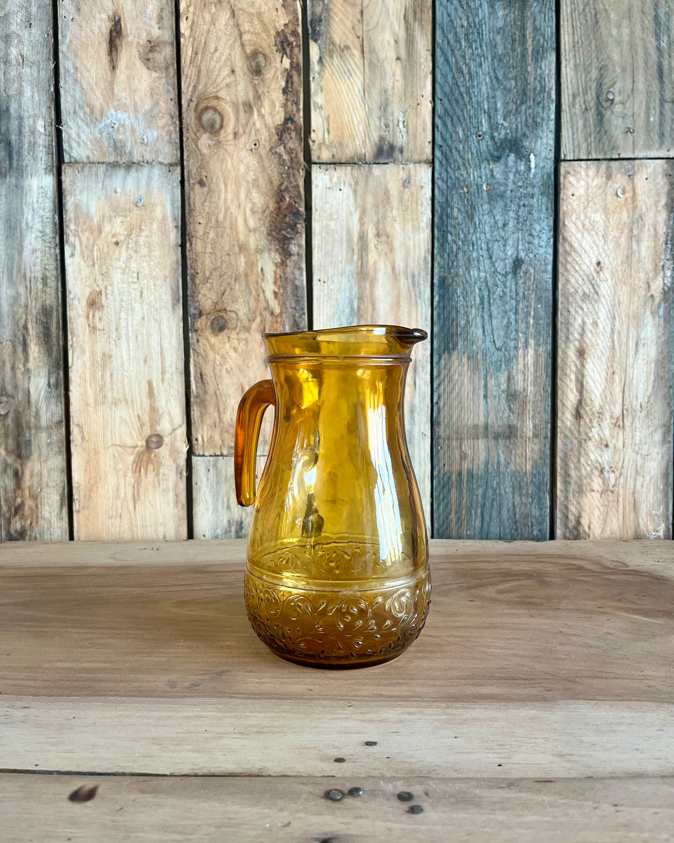 Pichet 70s en verre jaune