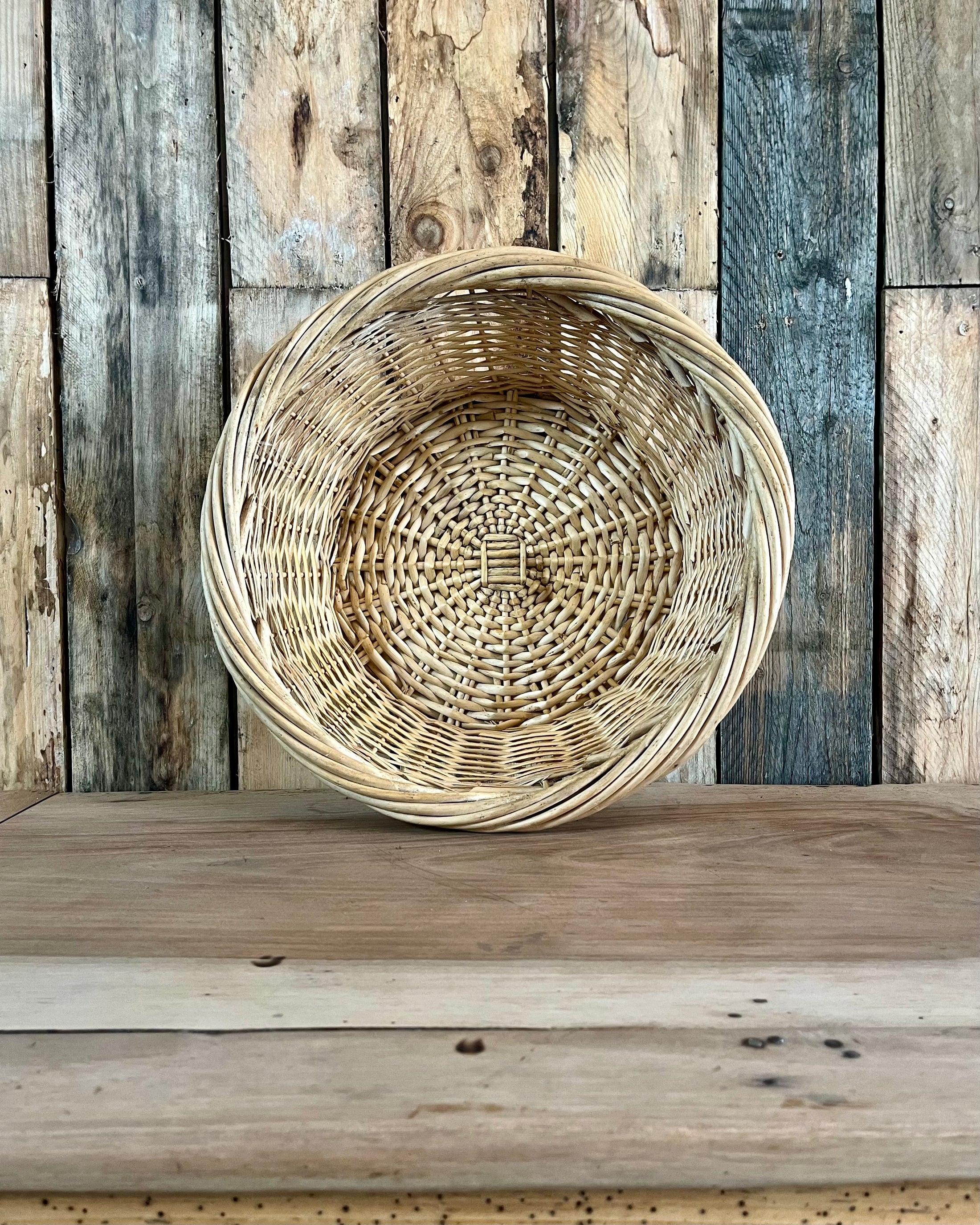 Panier vintage rond en rotin