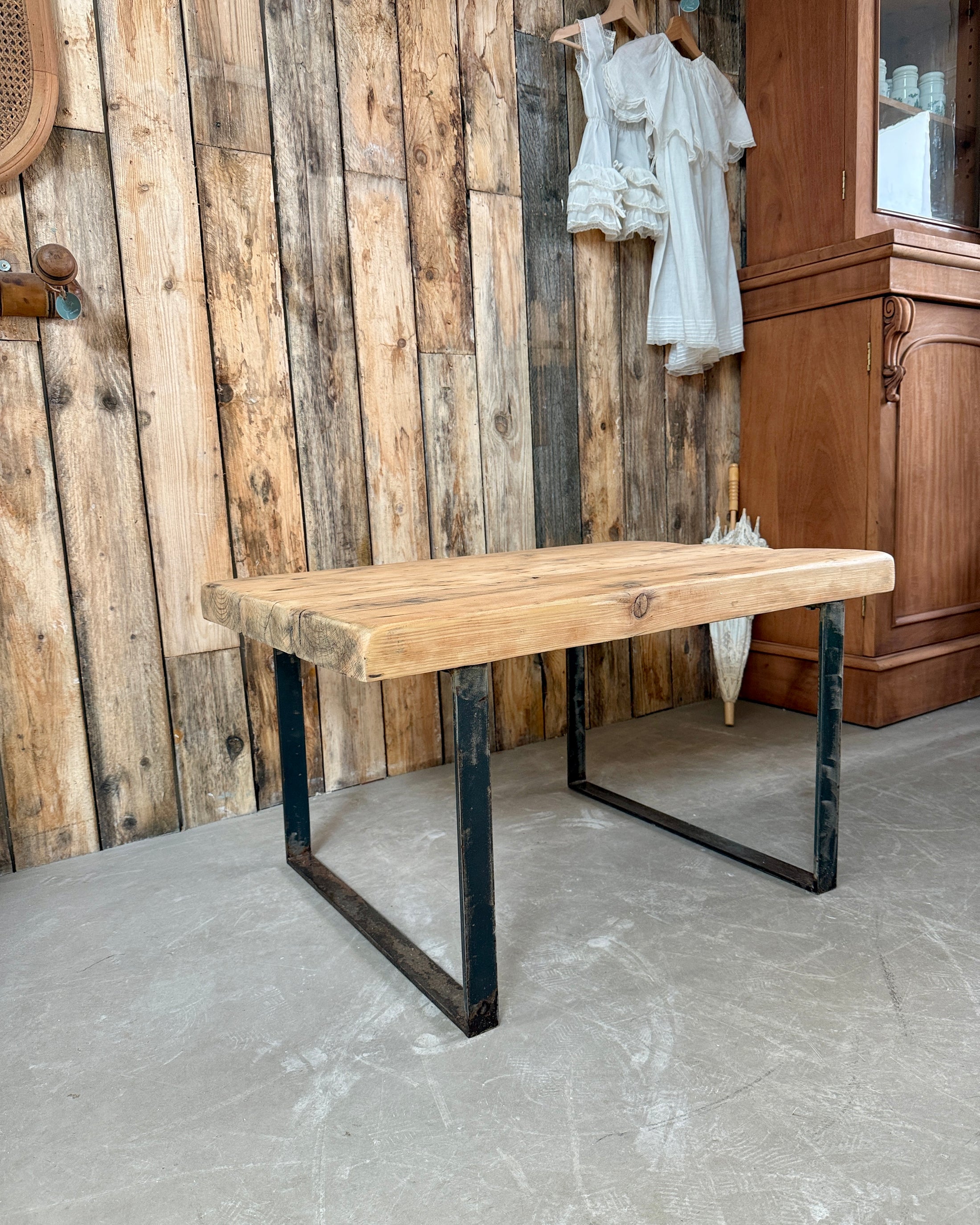 Table basse industrielle vintage (petite)