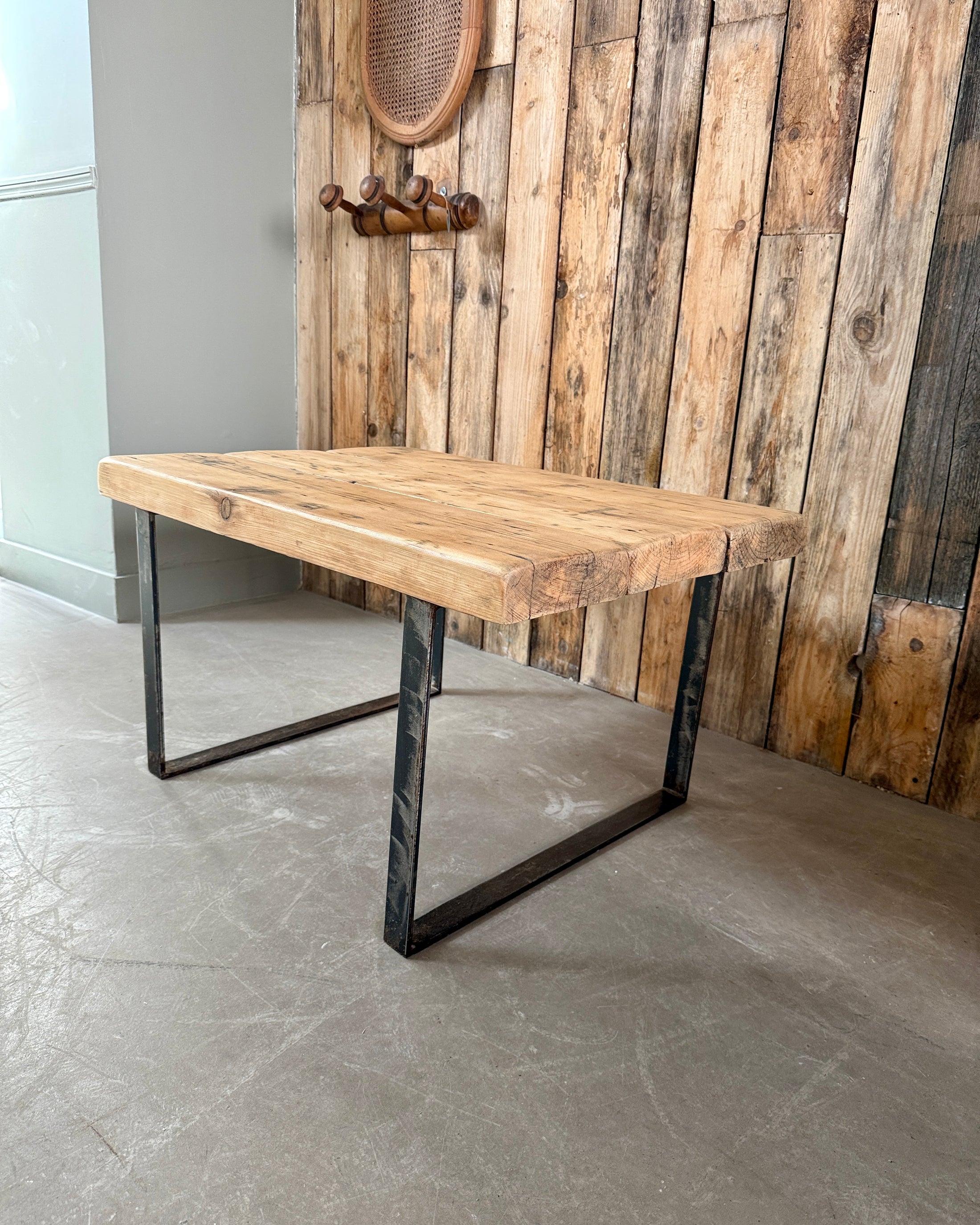 Table basse industrielle vintage (petite)