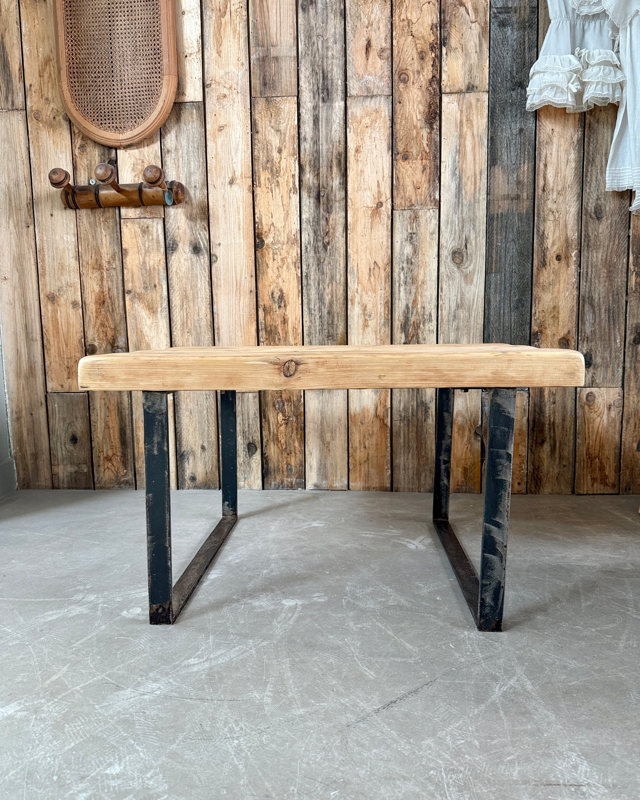 Table basse industrielle vintage (petite)